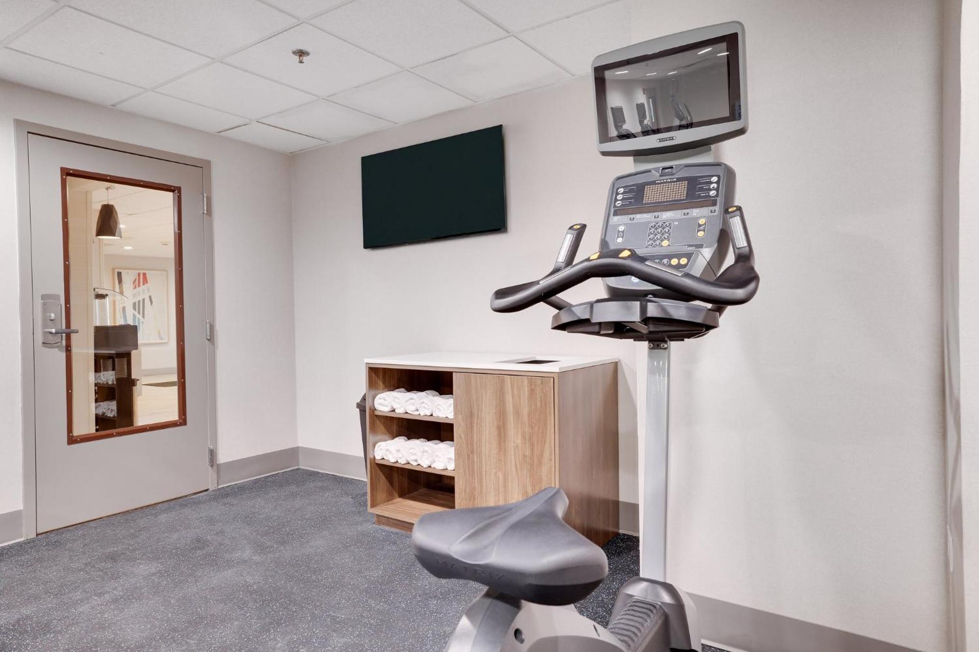 Holiday Inn Express Wilkes Barre East By Ihg Bagian luar foto
