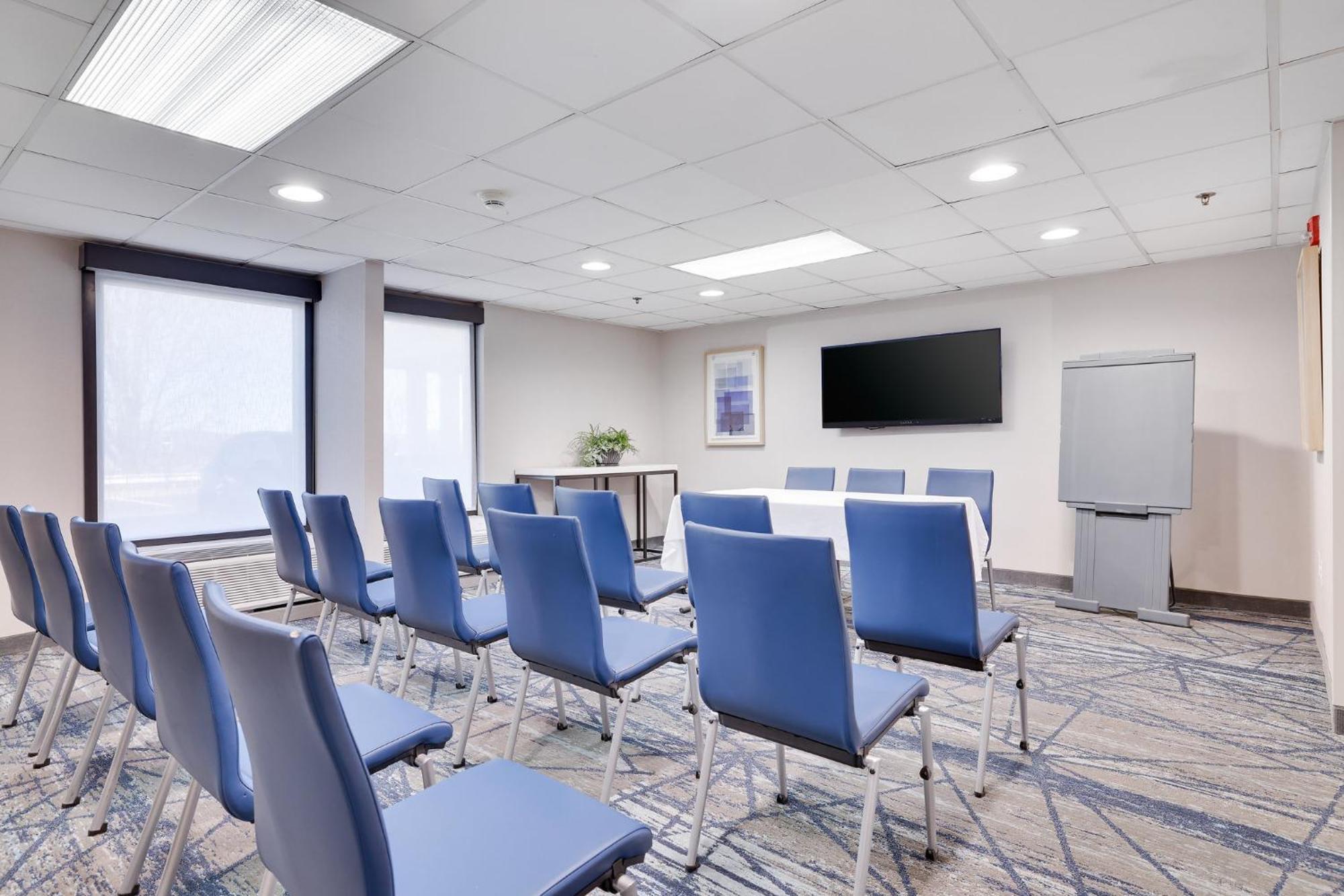 Holiday Inn Express Wilkes Barre East By Ihg Bagian luar foto
